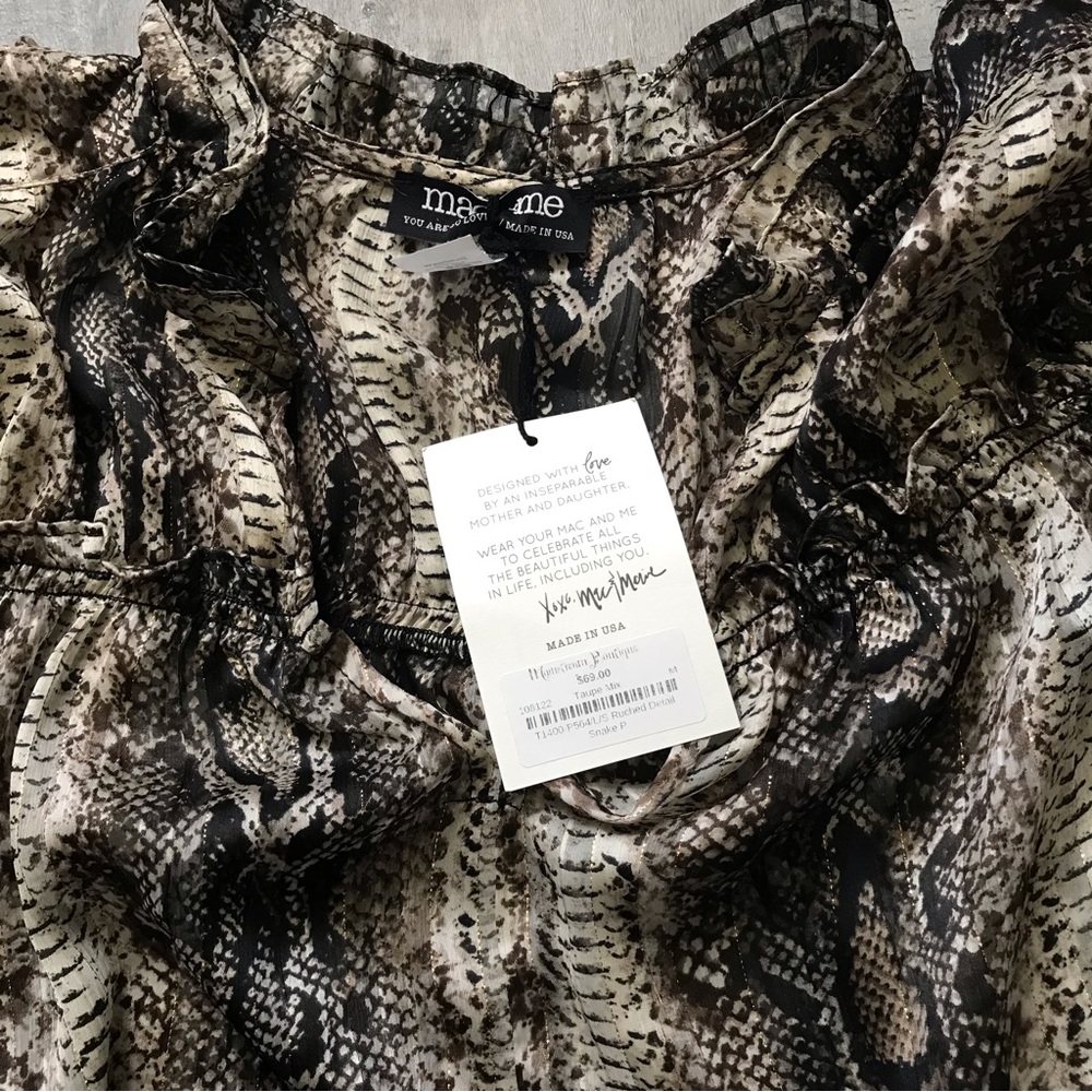 Mac&Me NWT Snake Skin Print Blouse Size M - Picture 3 of 3